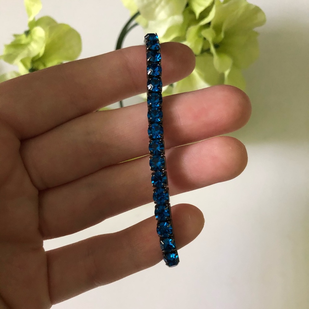 Blue Elastic Bracelet